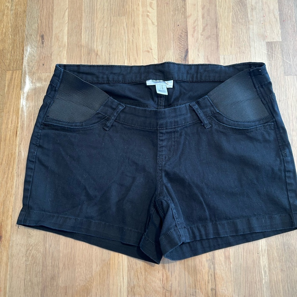 Women's Maternity Black Shorts